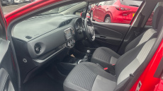 Toyota Yaris 1.5 VVT-i Design 5dr Petrol Hatchback